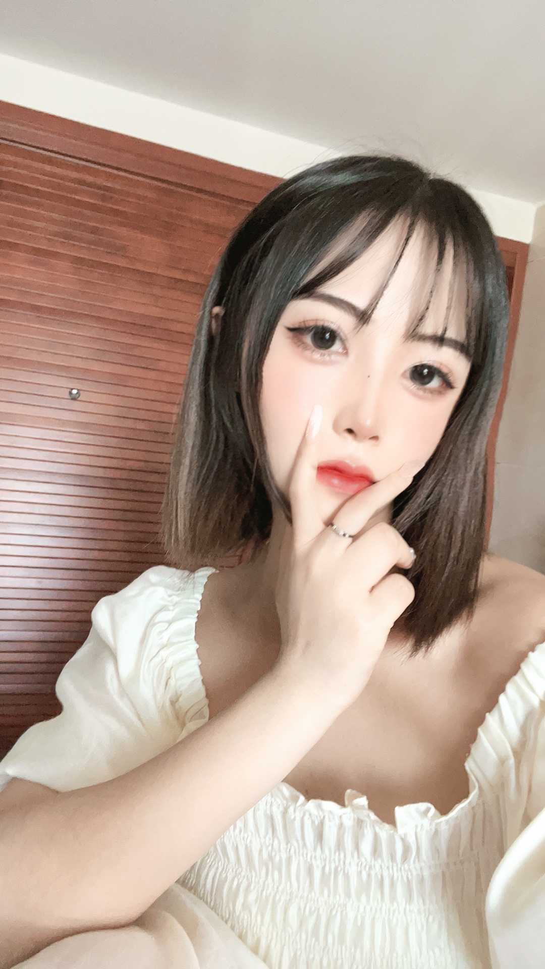 同城可上门的小姐姐