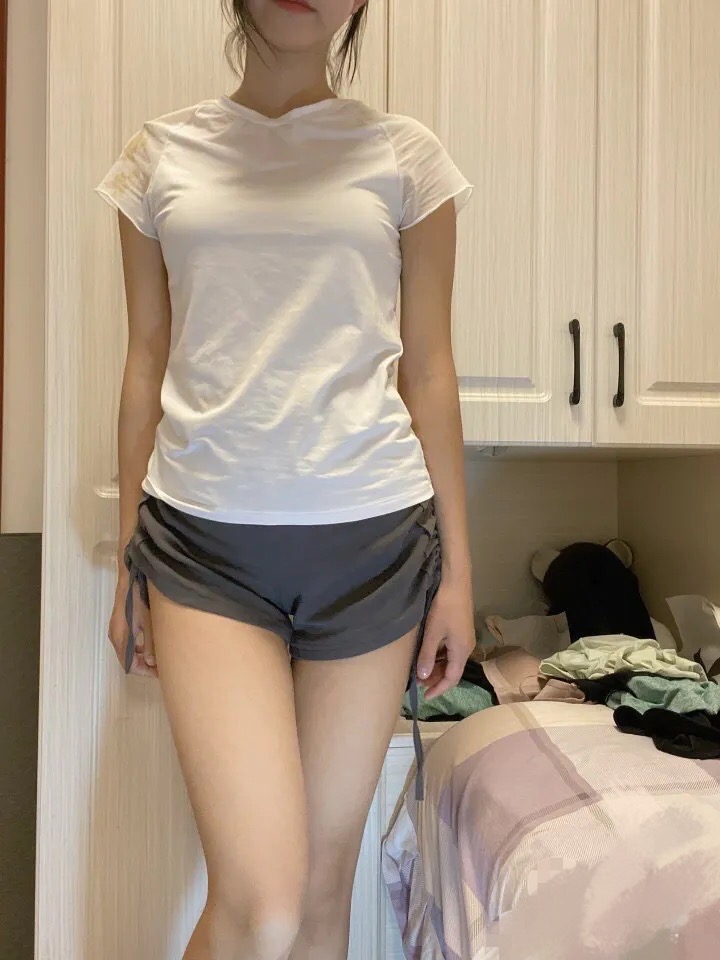 同城可上门的小姐姐