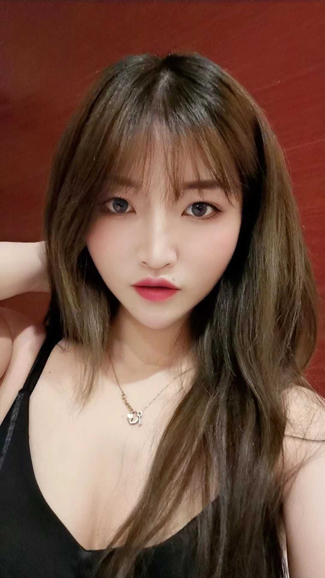 物超所值的美女很哇塞