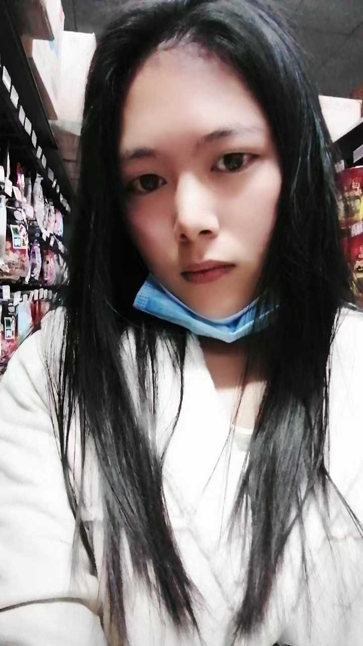 非常实惠的妹子