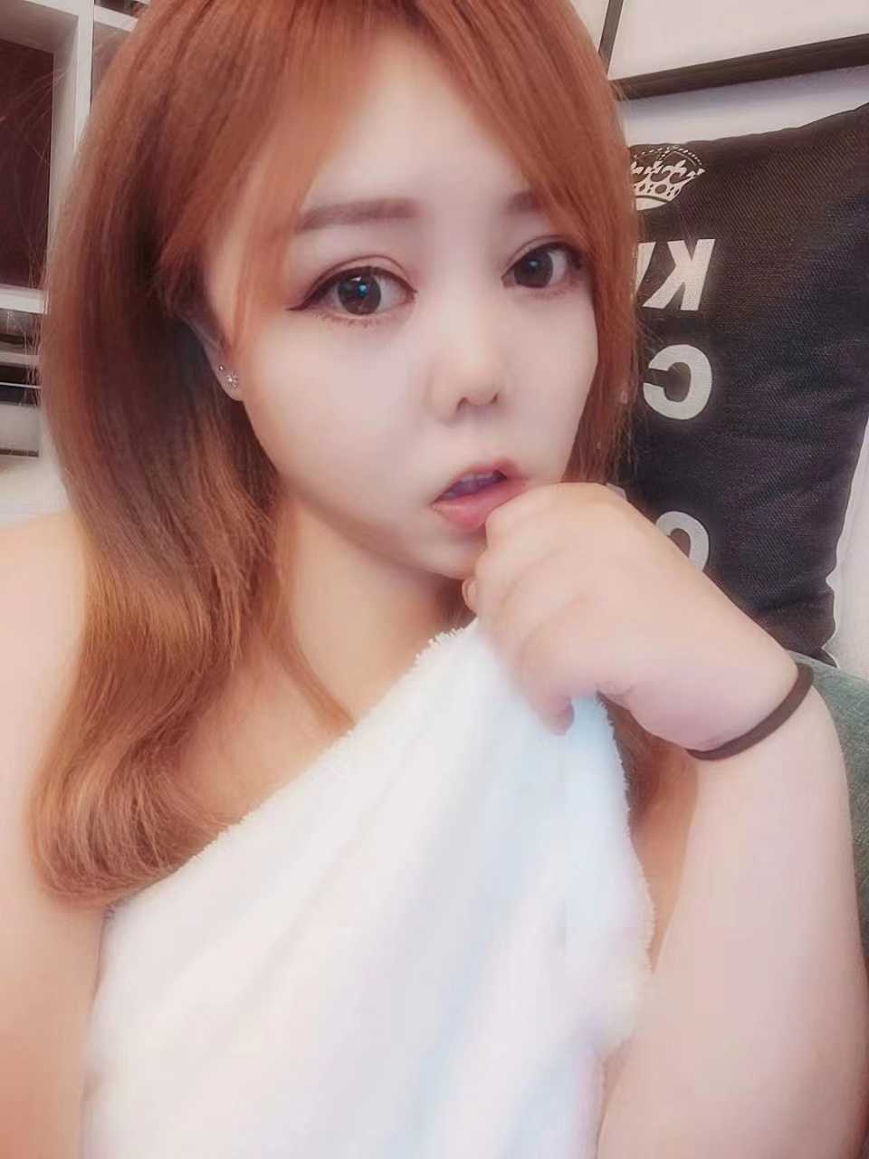 极品大胸小姐姐