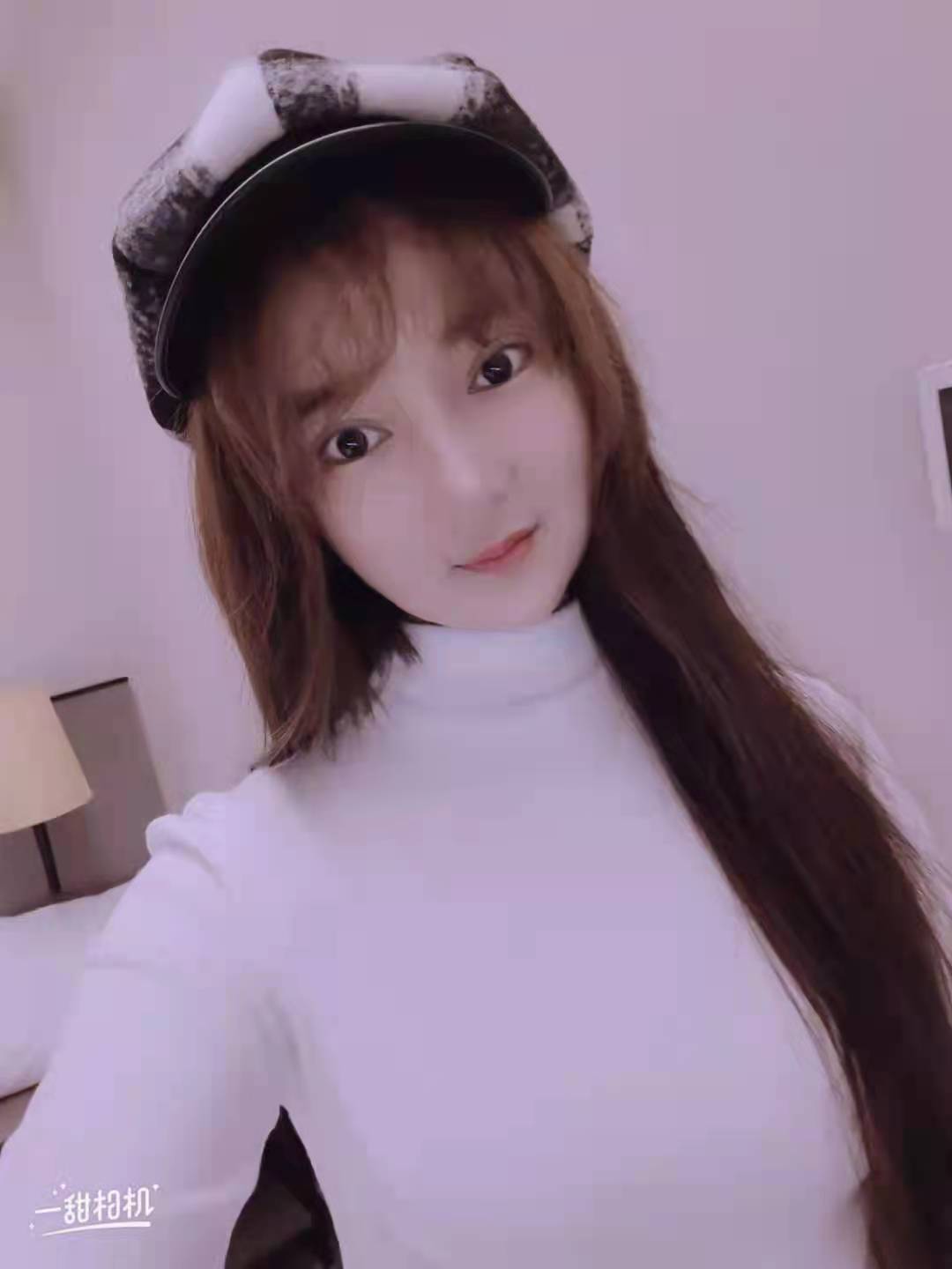 胸不小的漂亮软妹子