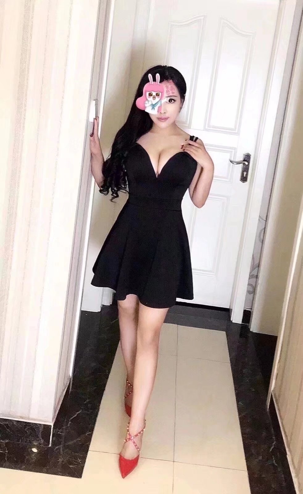 分享北门轻熟性感美女