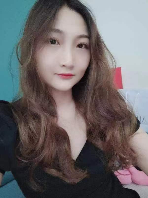 很Sao的很开放的小妹