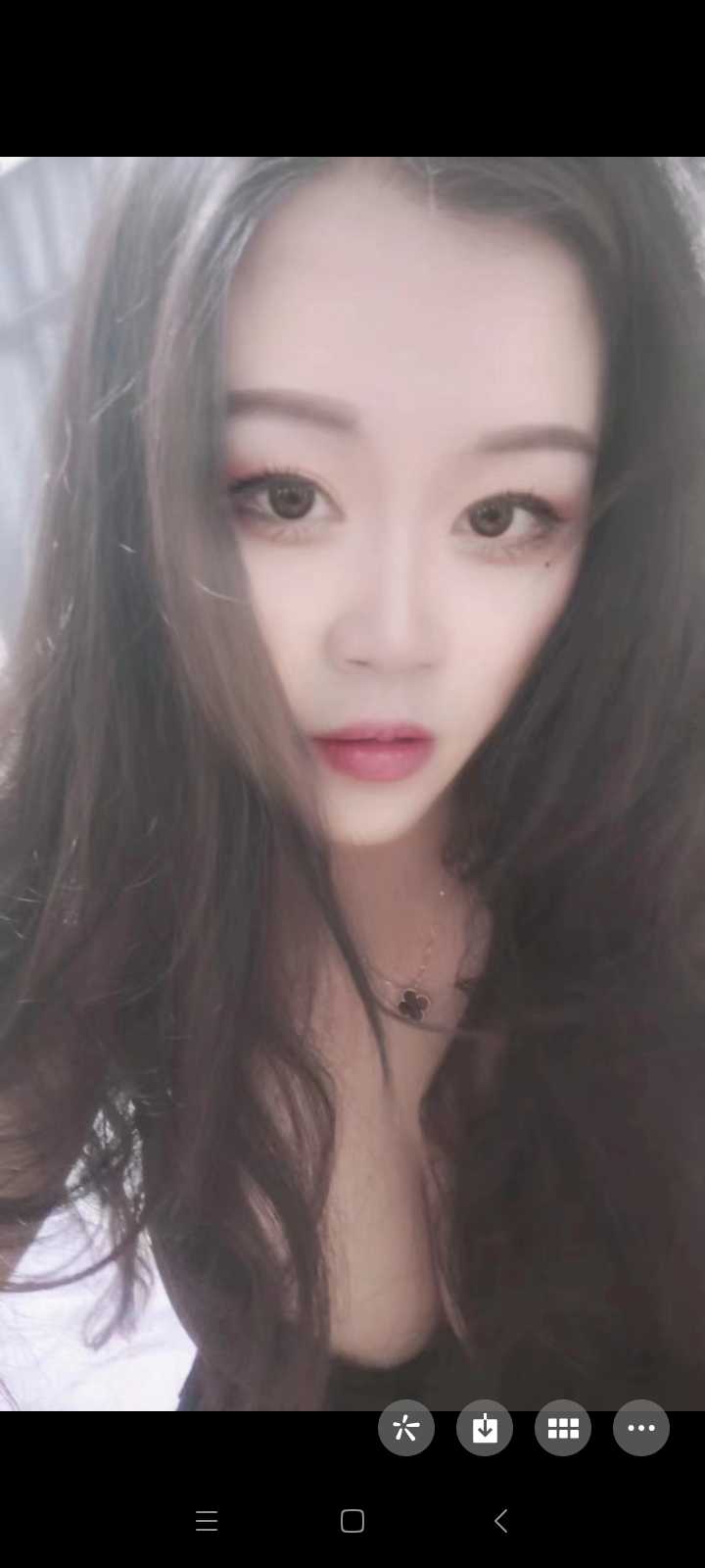 性感妩媚的小姐姐