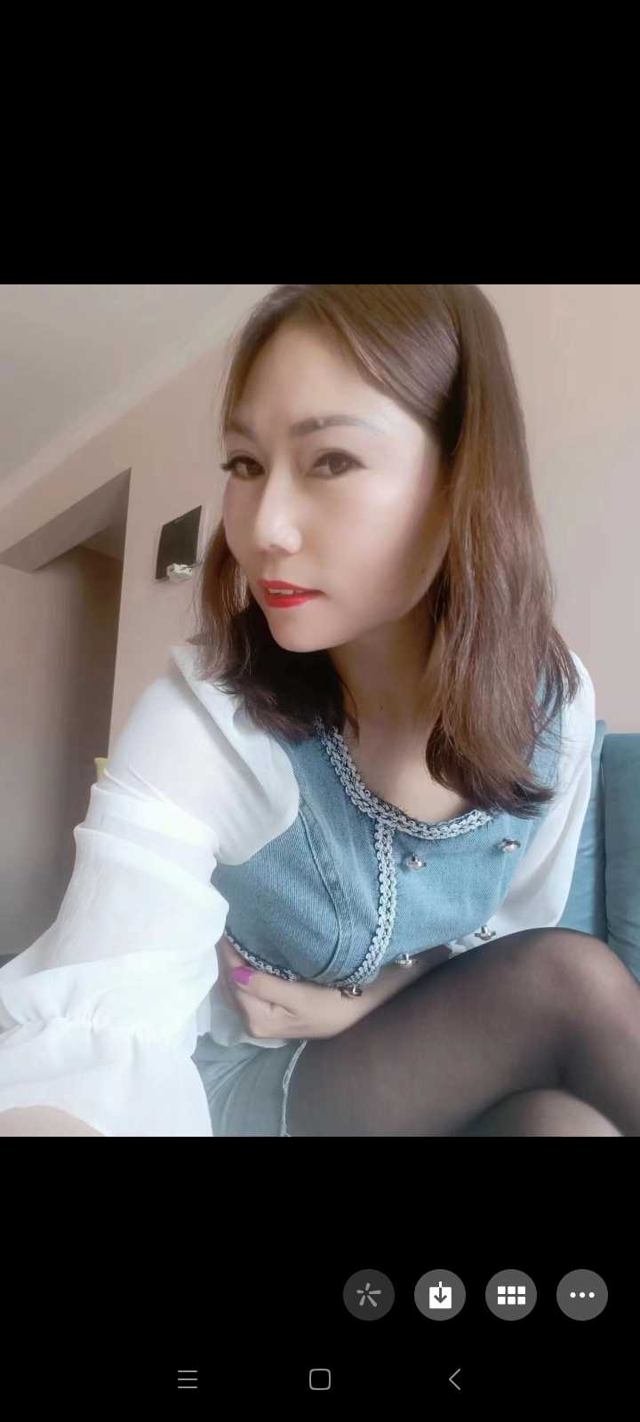 风韵犹存的少妇