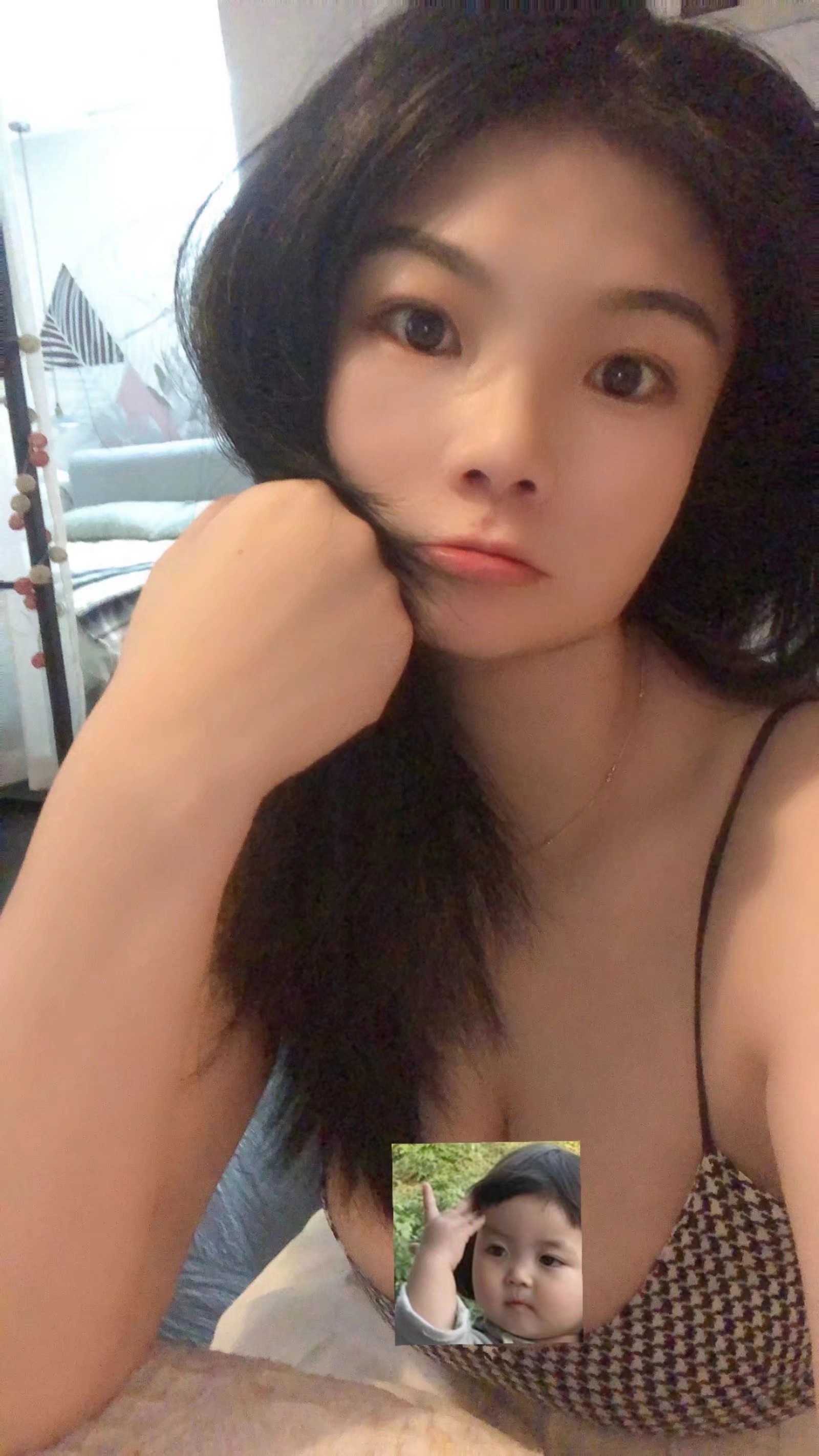 天河超级大奶牛妹子