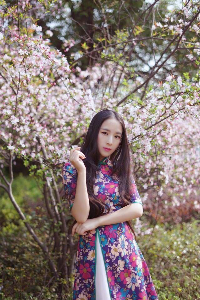 大学城小姐姐朵朵