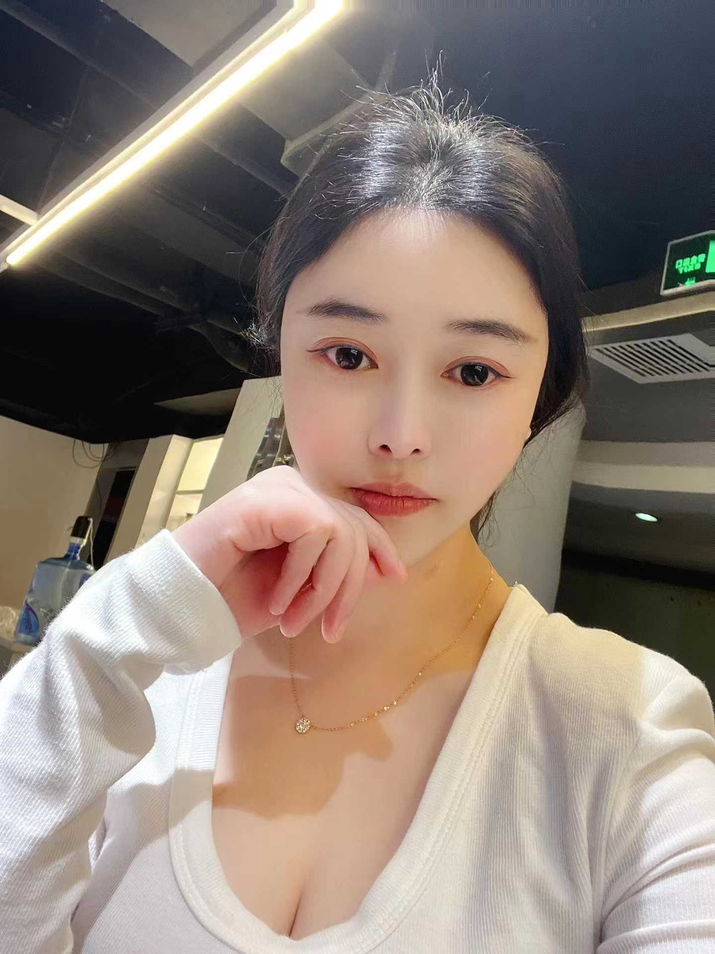 Sao劲十足的佳佳妹子