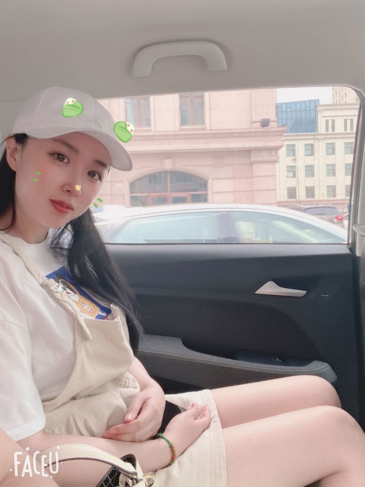 兼职的小少妇，太够用了，不太好约但是绝对不后悔