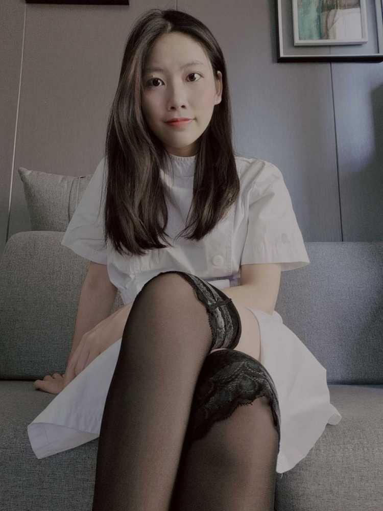 宝山4米少妇 性感优惠