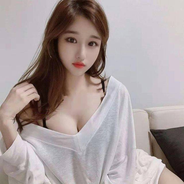 端庄优雅 ，希望你能把持得住