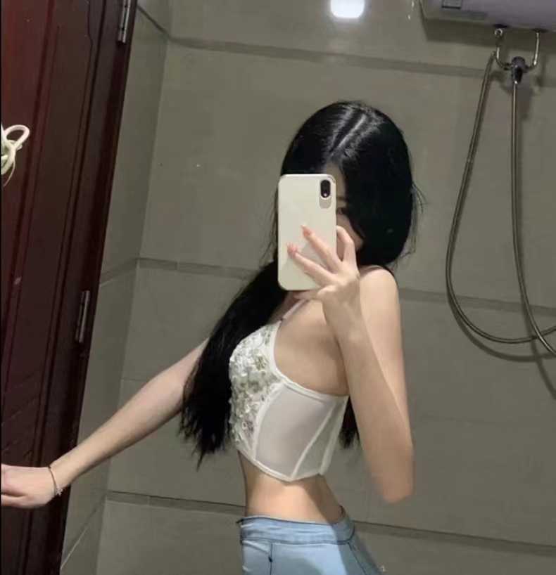 性感妩媚的允儿