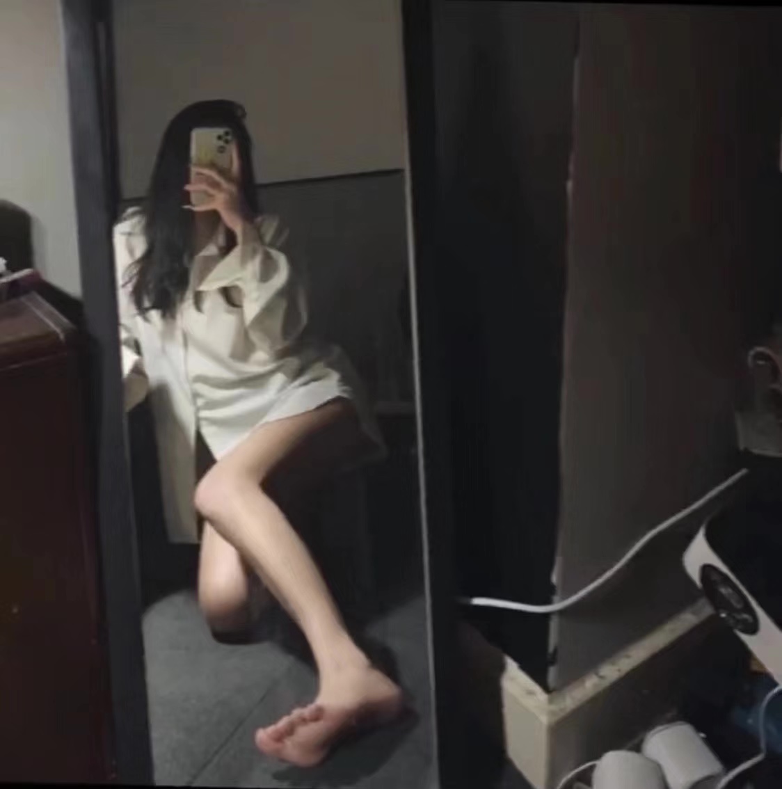 云南映象娇小性感妹妹