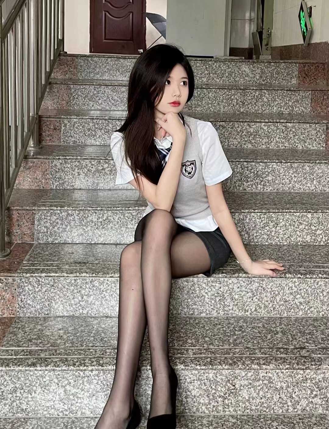 成华区性感黑丝小妹妹