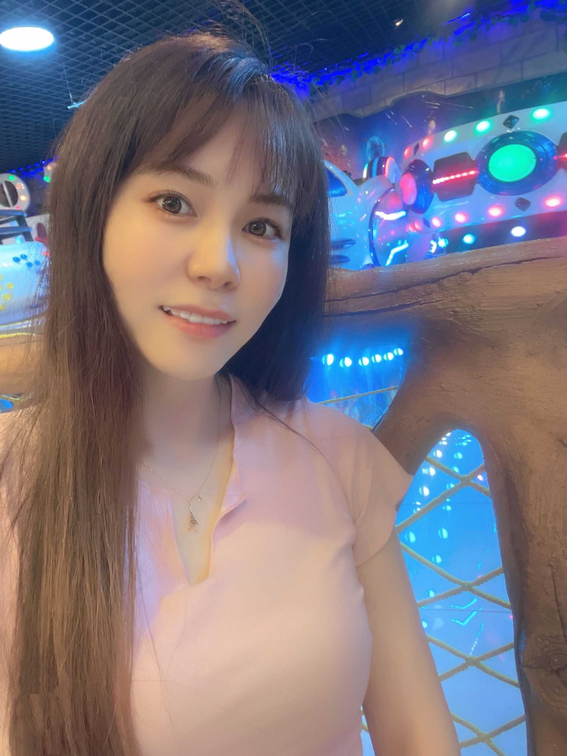 上海欣欣，个人兼职妹妹