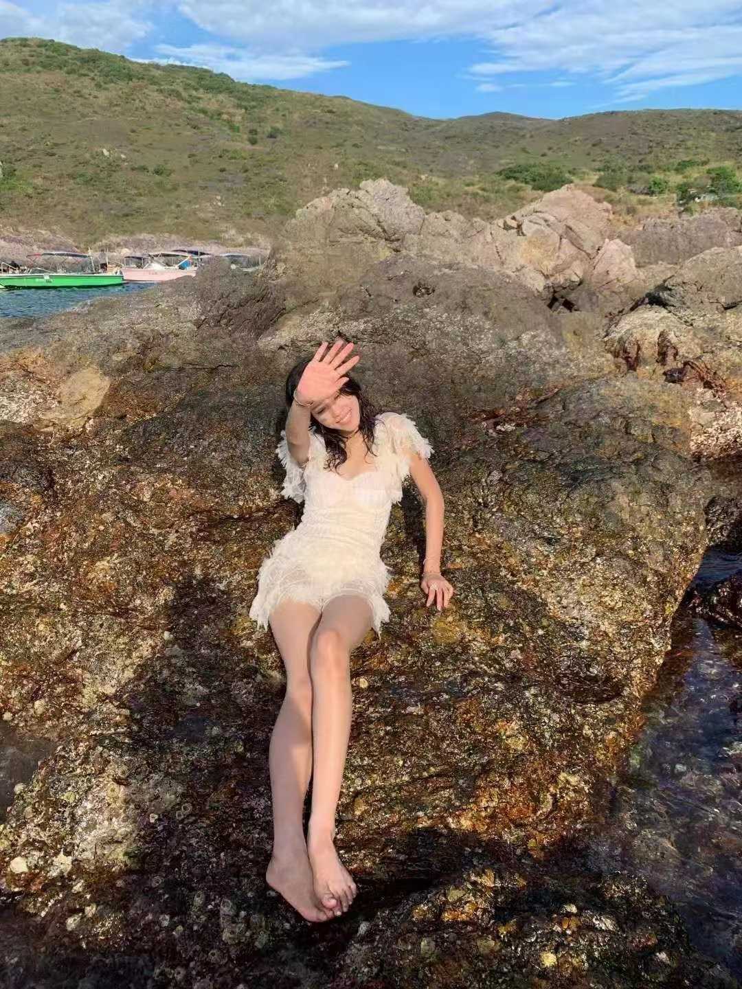 会所出身，兼职私约