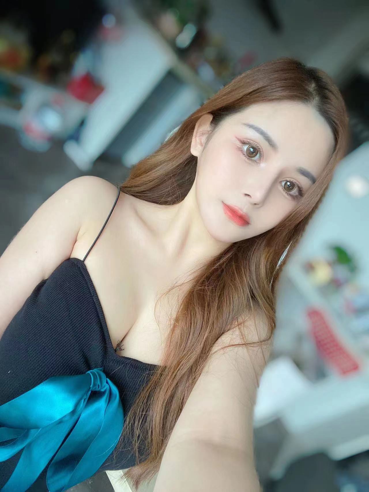 性感妩媚婀娜多姿