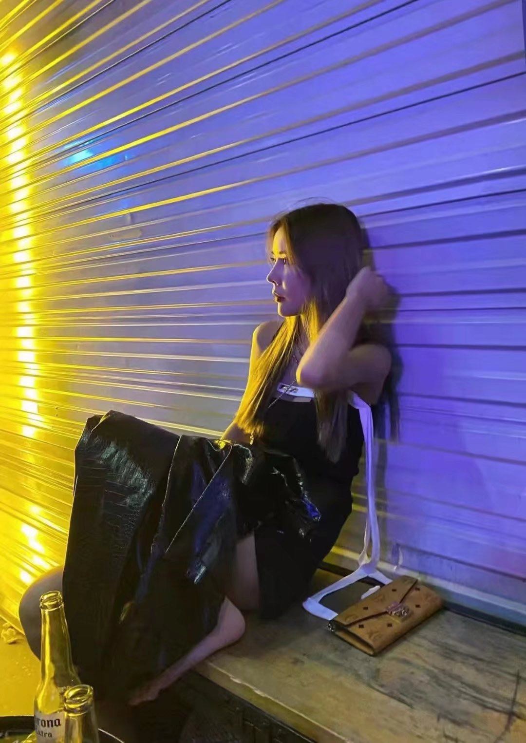 小巧可爱的萝莉，带点网红风，喜欢的值得体验