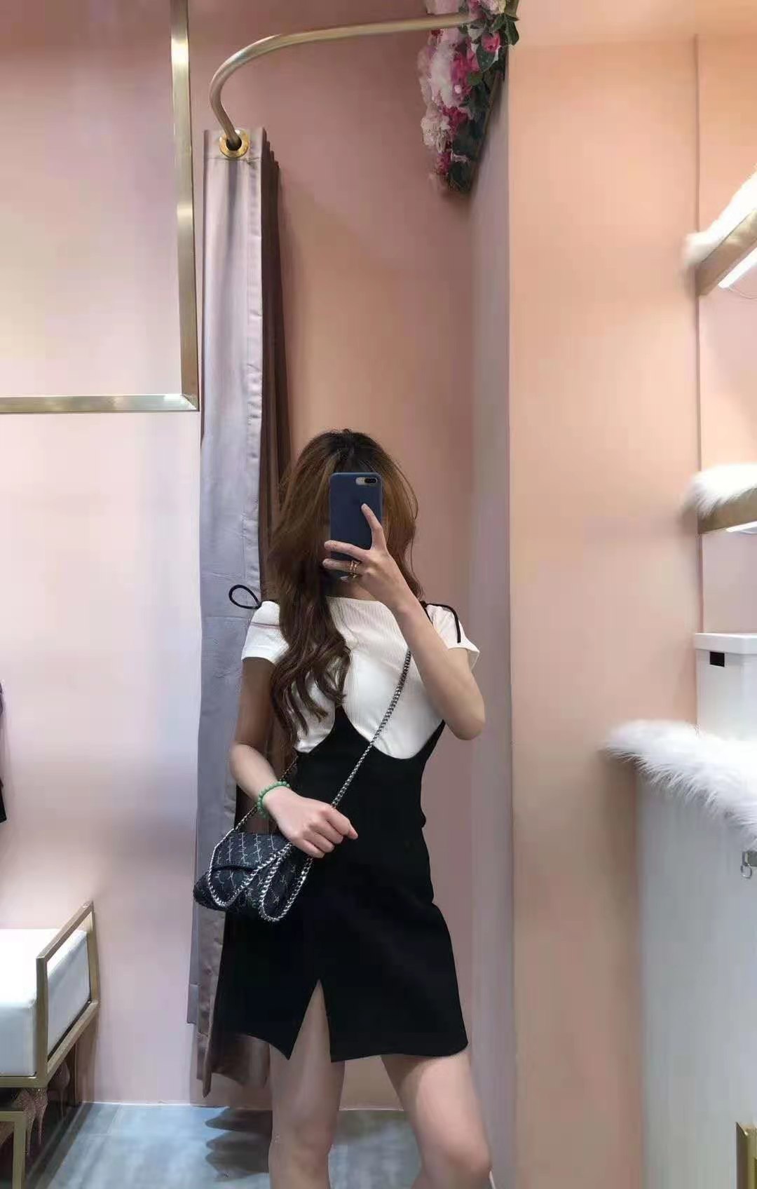 年轻漂亮小姐姐，值得拥有