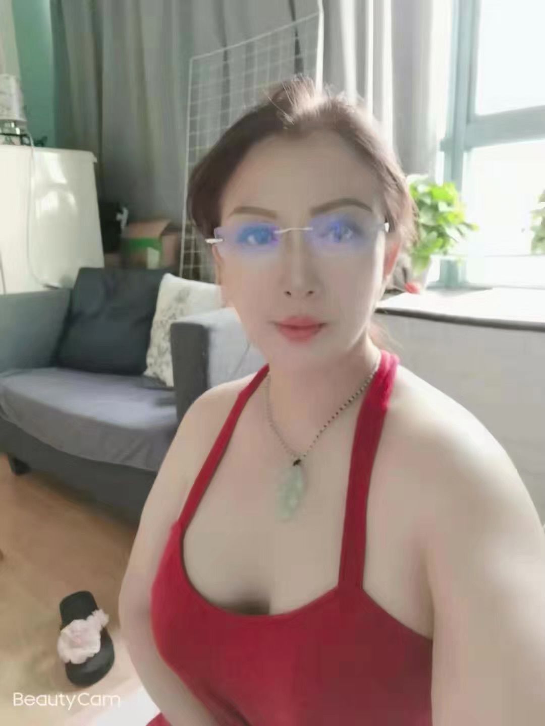 风韵熟女一枚，很不错，值得一去