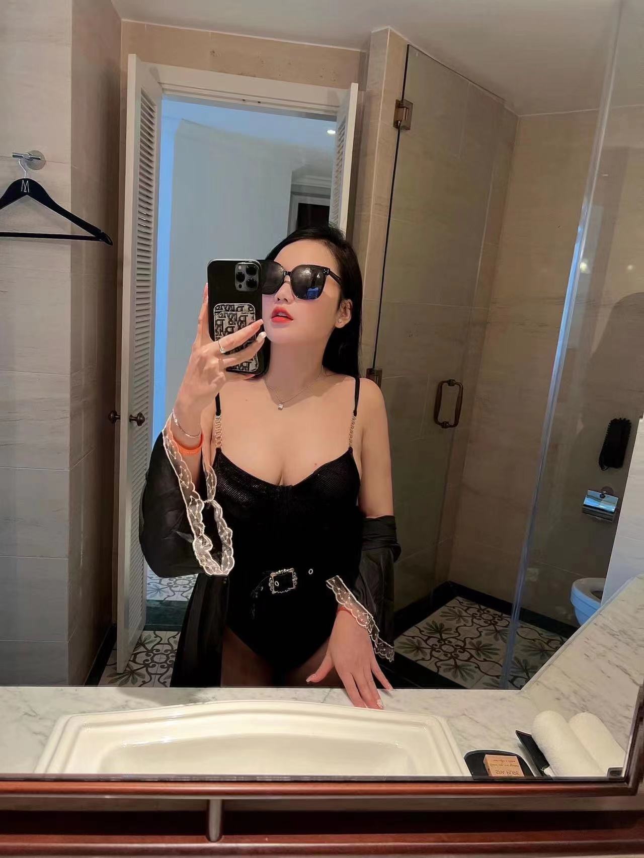 天河丰满水多嫩妹