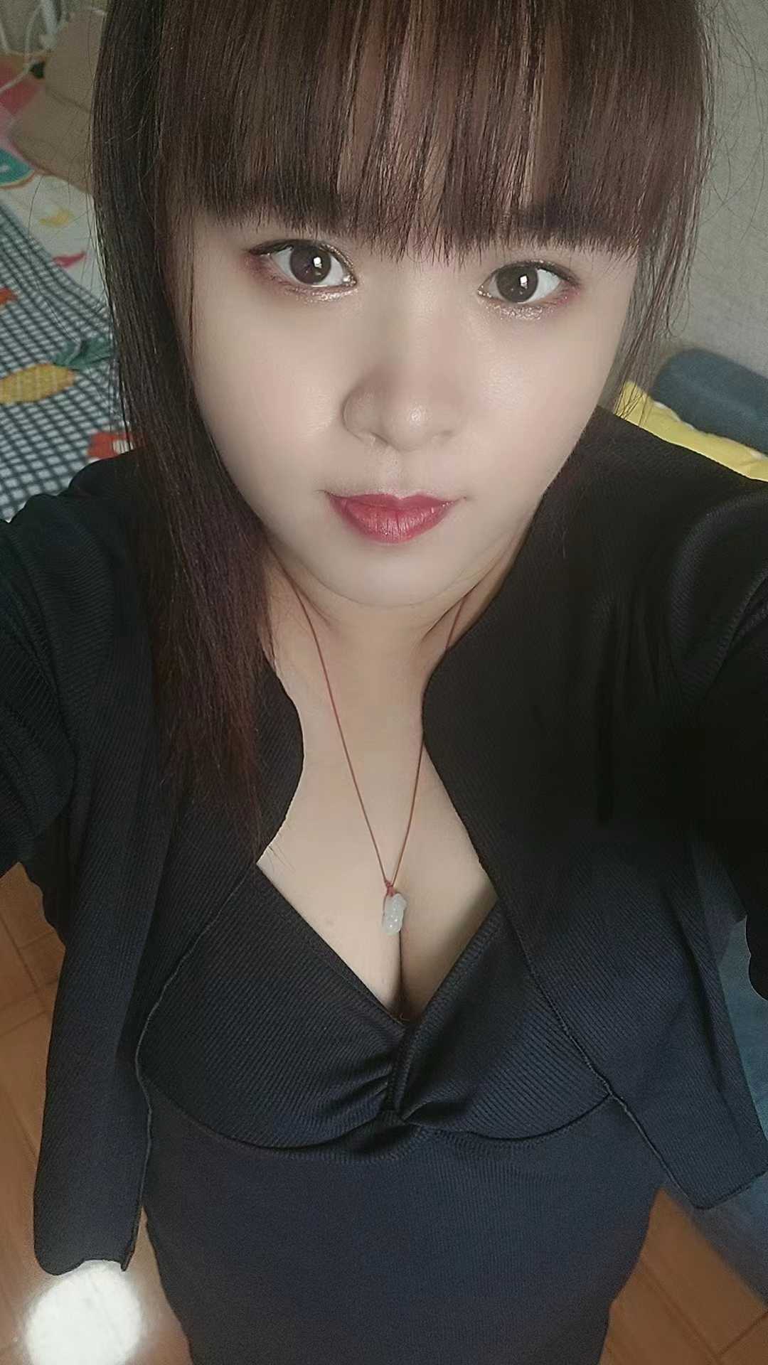 杭州微胖型妹子，还不错