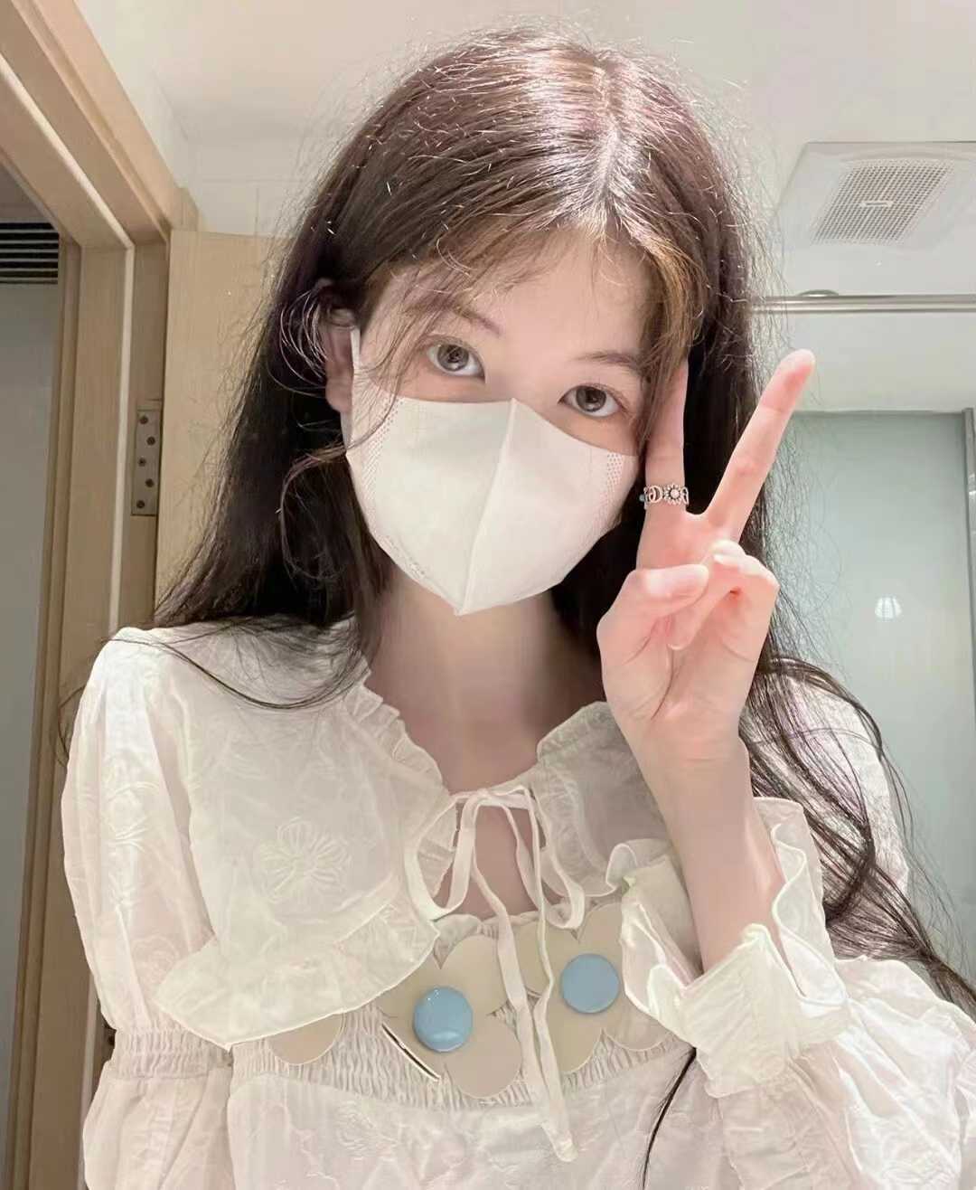 小清新风格的长腿妹妹