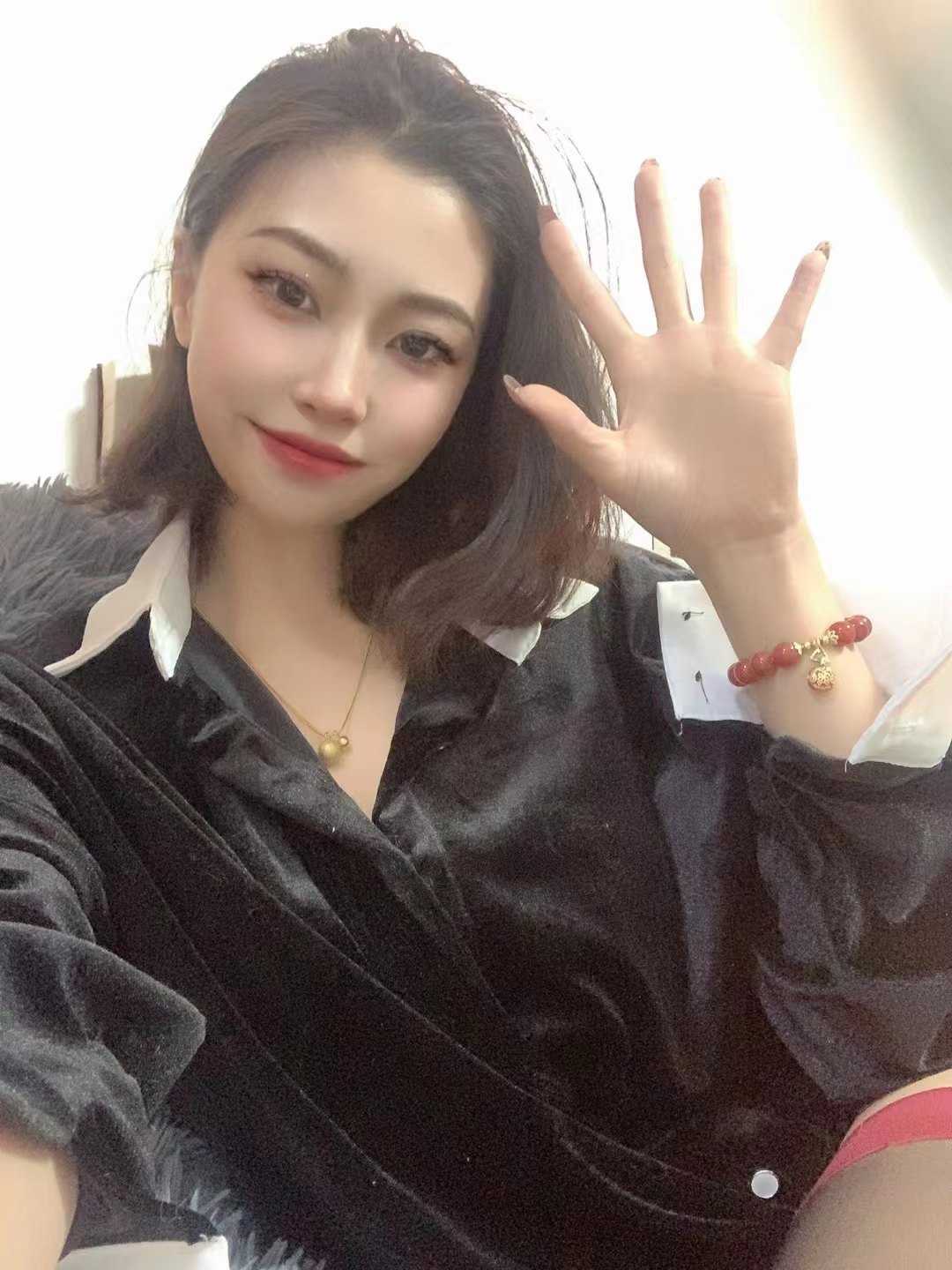 闵行区漂亮的长腿妹子