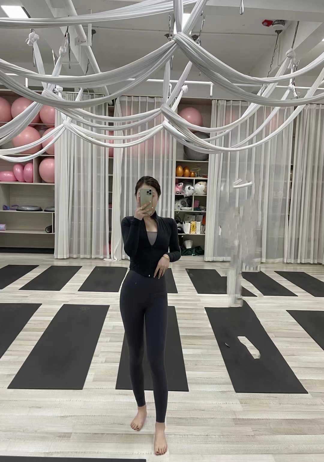 闵行区漂亮的长腿妹子