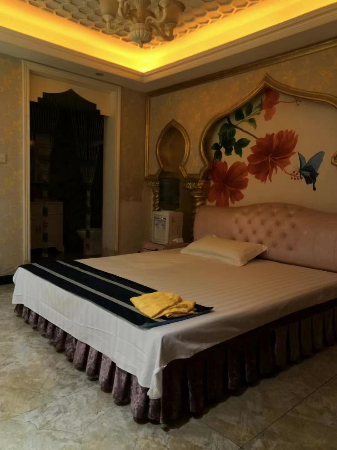 武侯区百花蜜丝足半套会所