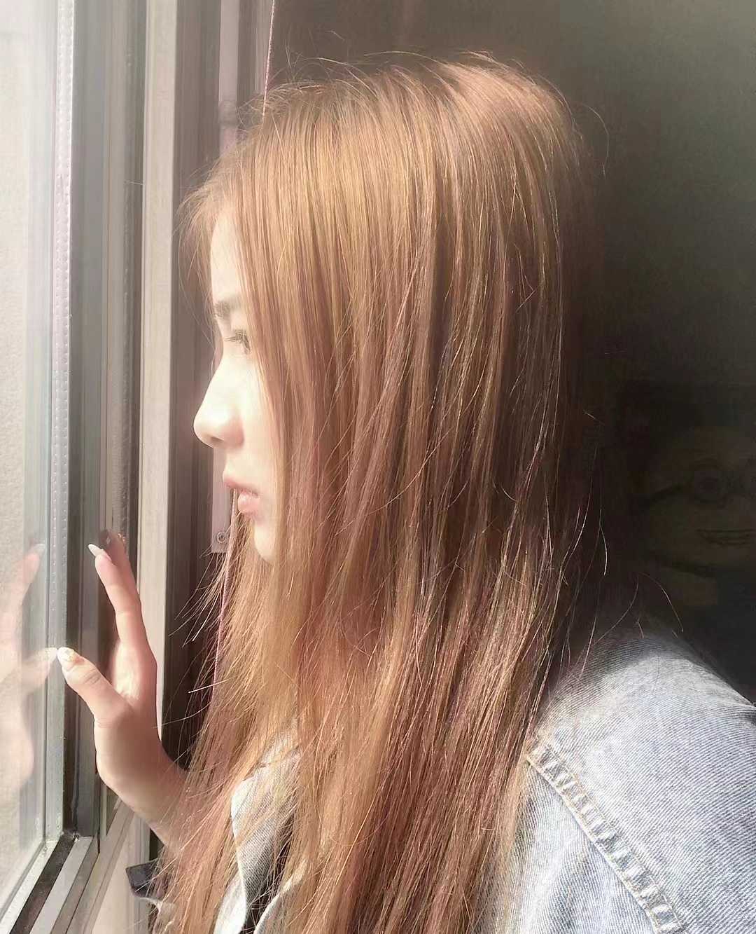 漂亮大方，服务主动