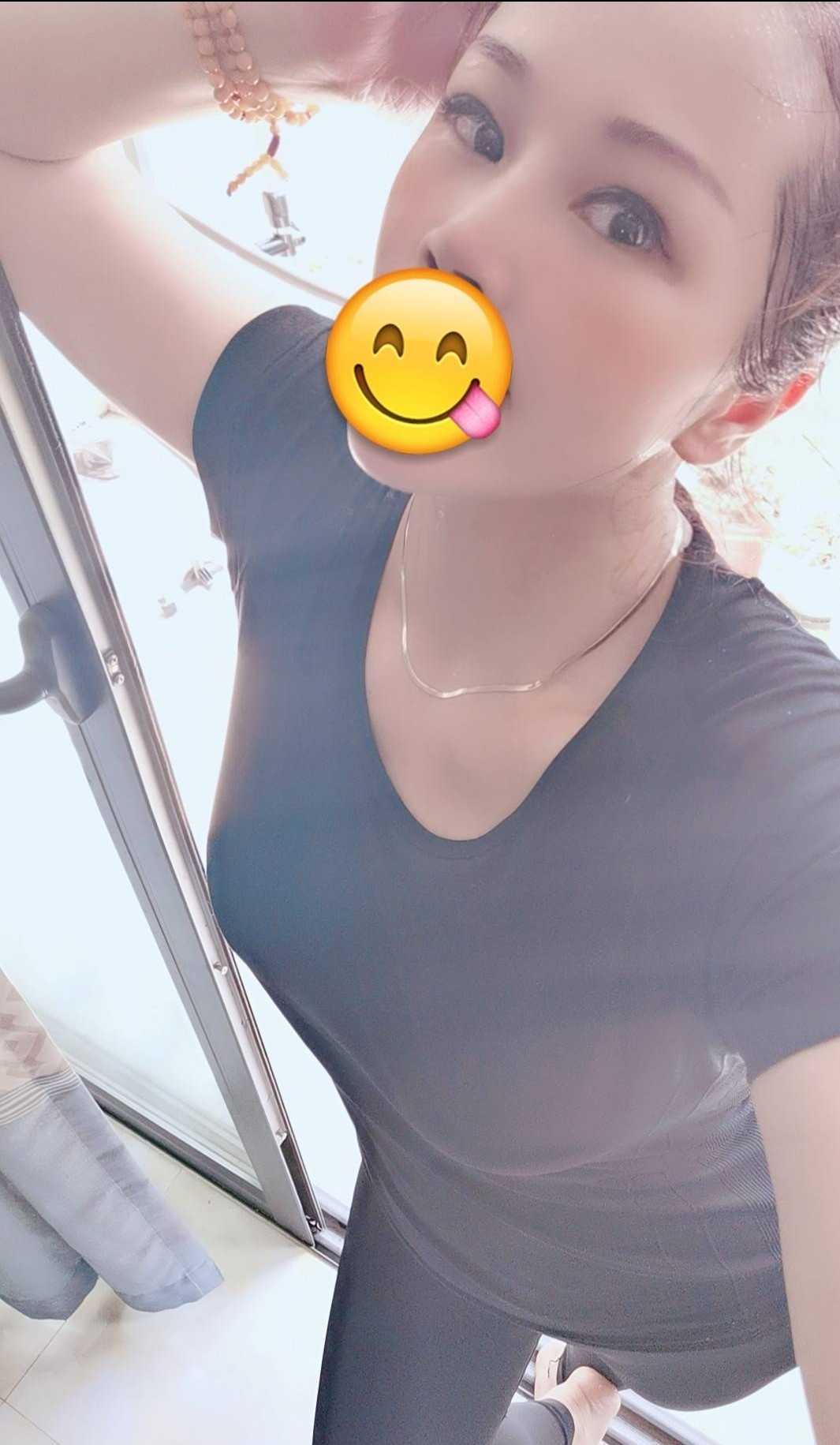 南门特色喷水妹子