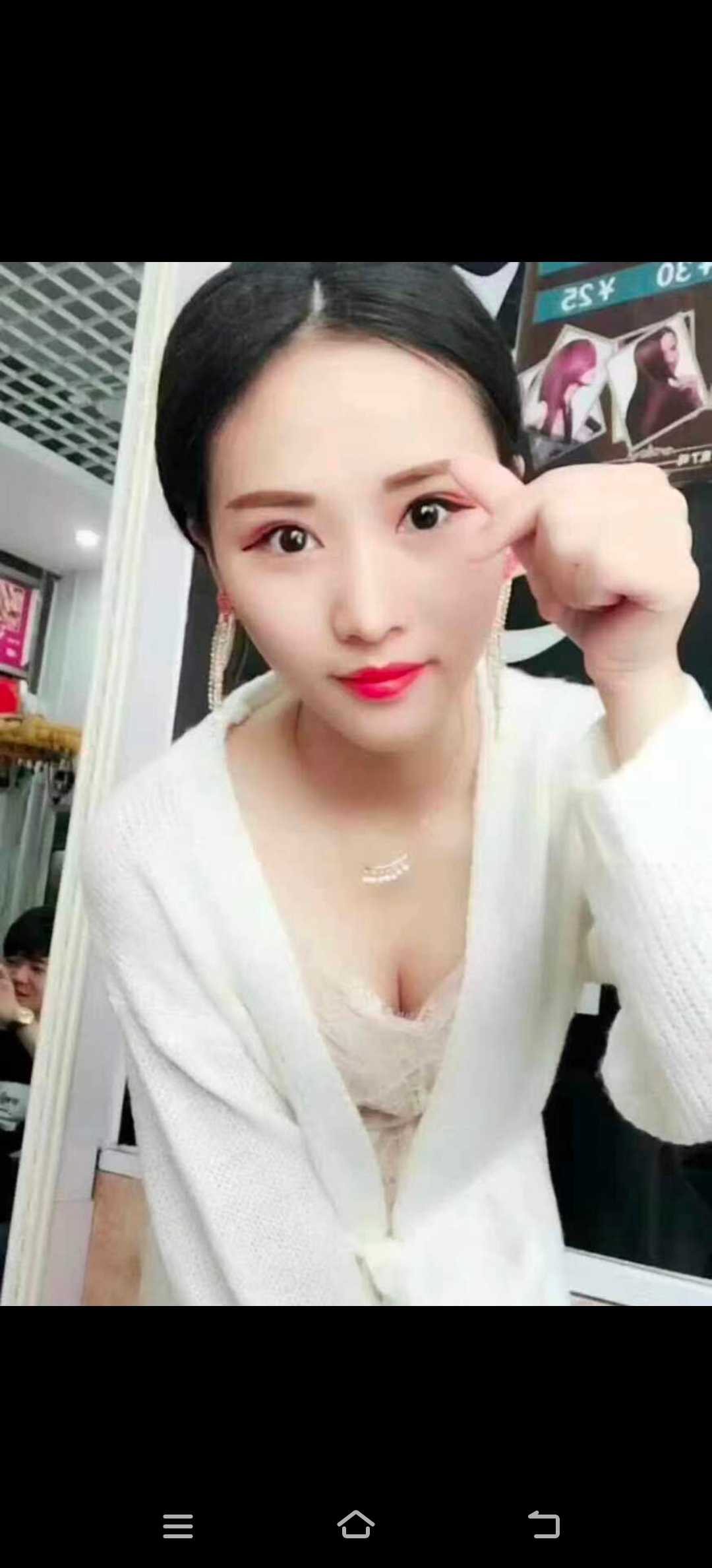 亲自体验的小姐姐