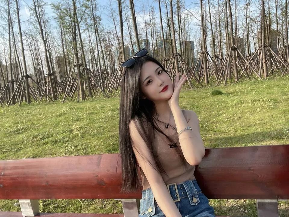 妹妹有几个，都不错颜值高