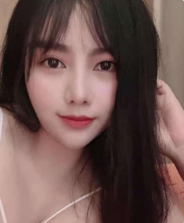 金融城极品微胖大nai嫩妹