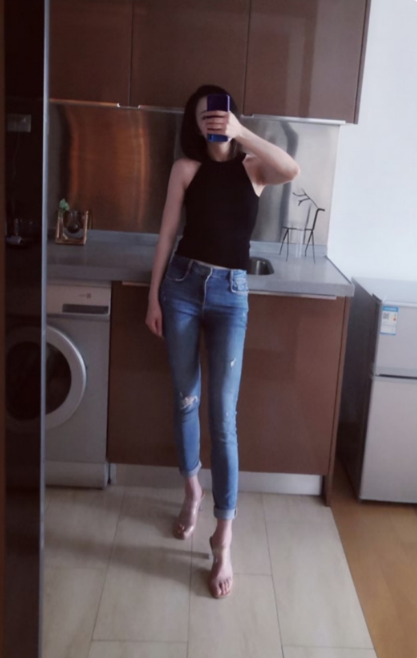 金牛区极品大长腿美女