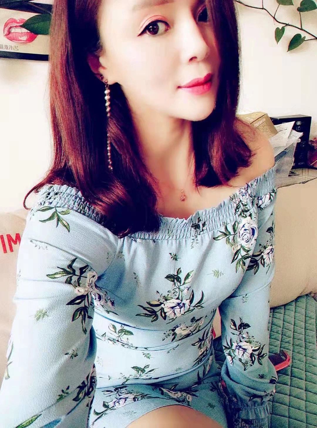 分享南岗区一个长相还可以的妹妹