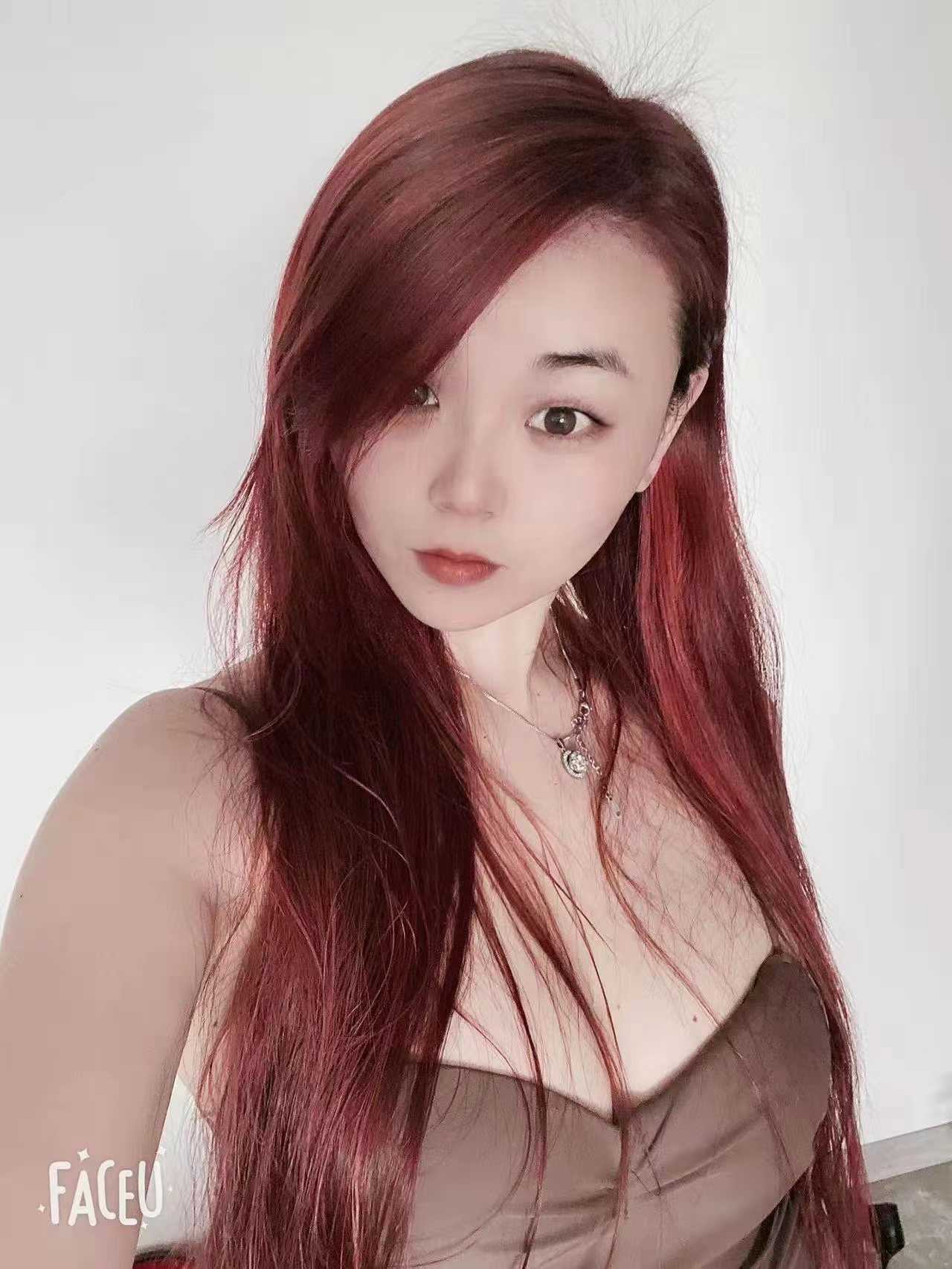 火辣，风Sao十足的妹子