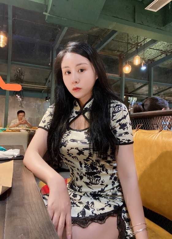 漂亮少妇，爽歪歪，值得回味