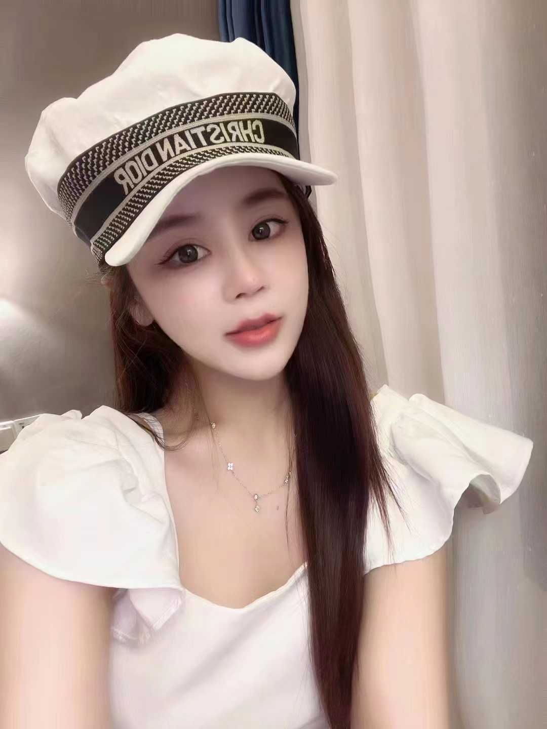 胸大，皮肤白，服务态度好。