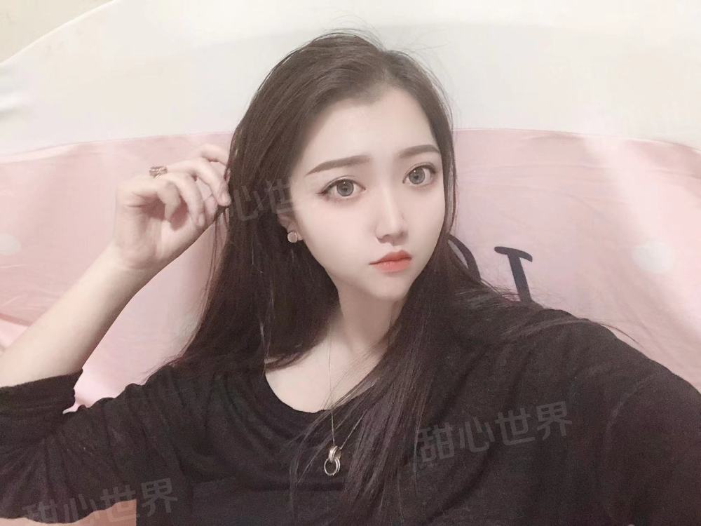 丰满美女，人间榨汁机呀