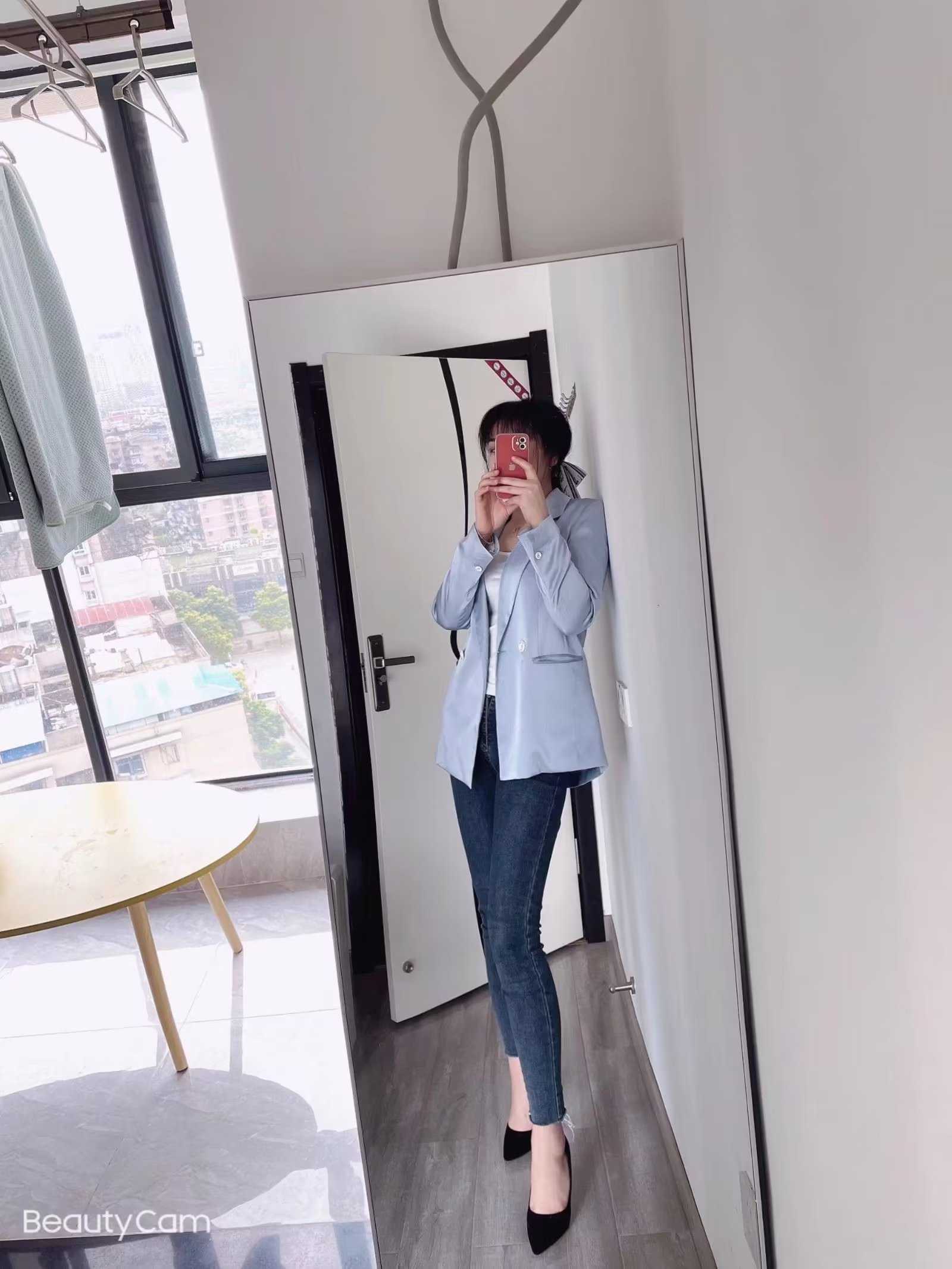 江岸区大智路年轻小姐姐