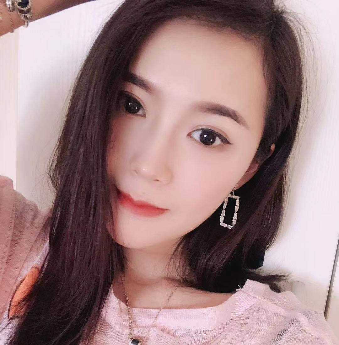 幽默妹子小妮