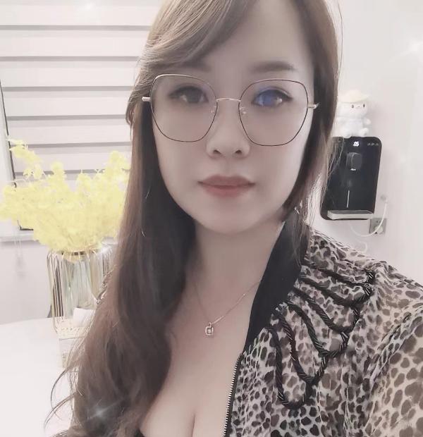 杭州服务系女生