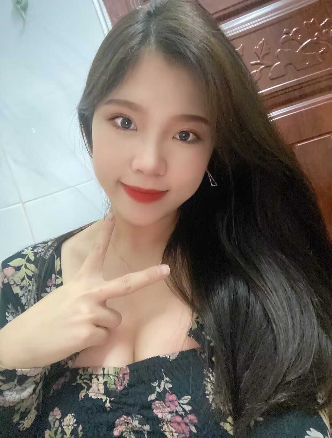 极品大胸鲍鱼妹妹