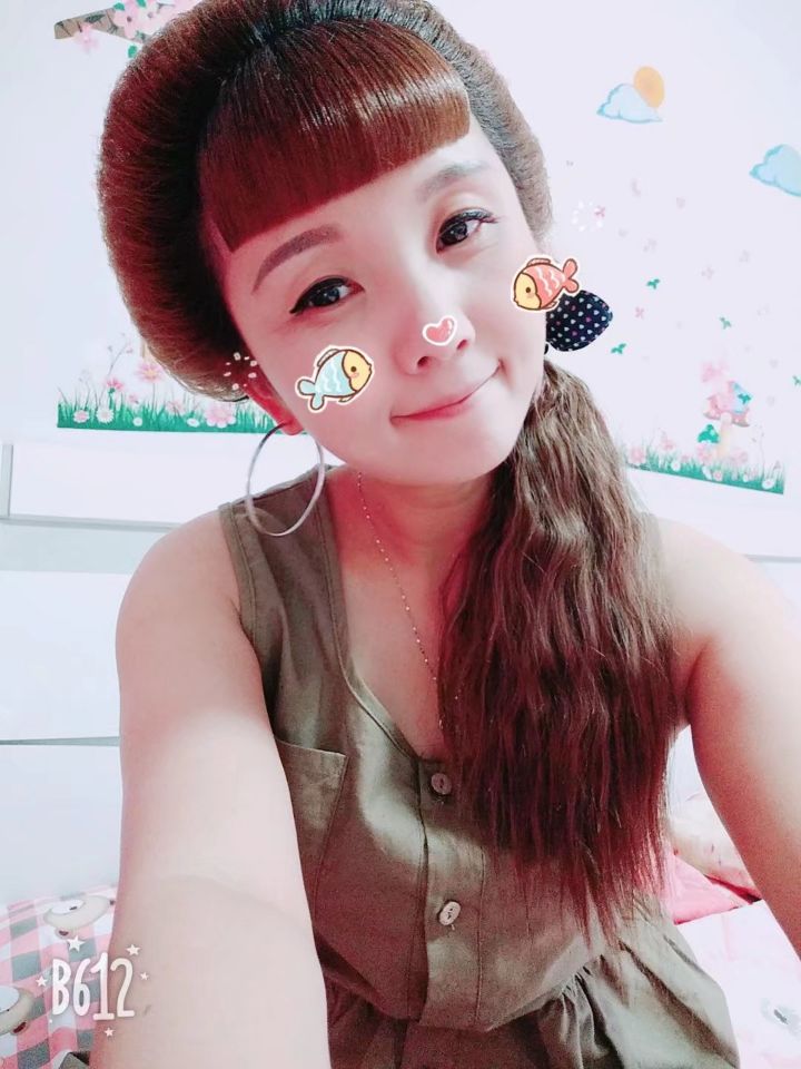 保定竞秀区可爱少女