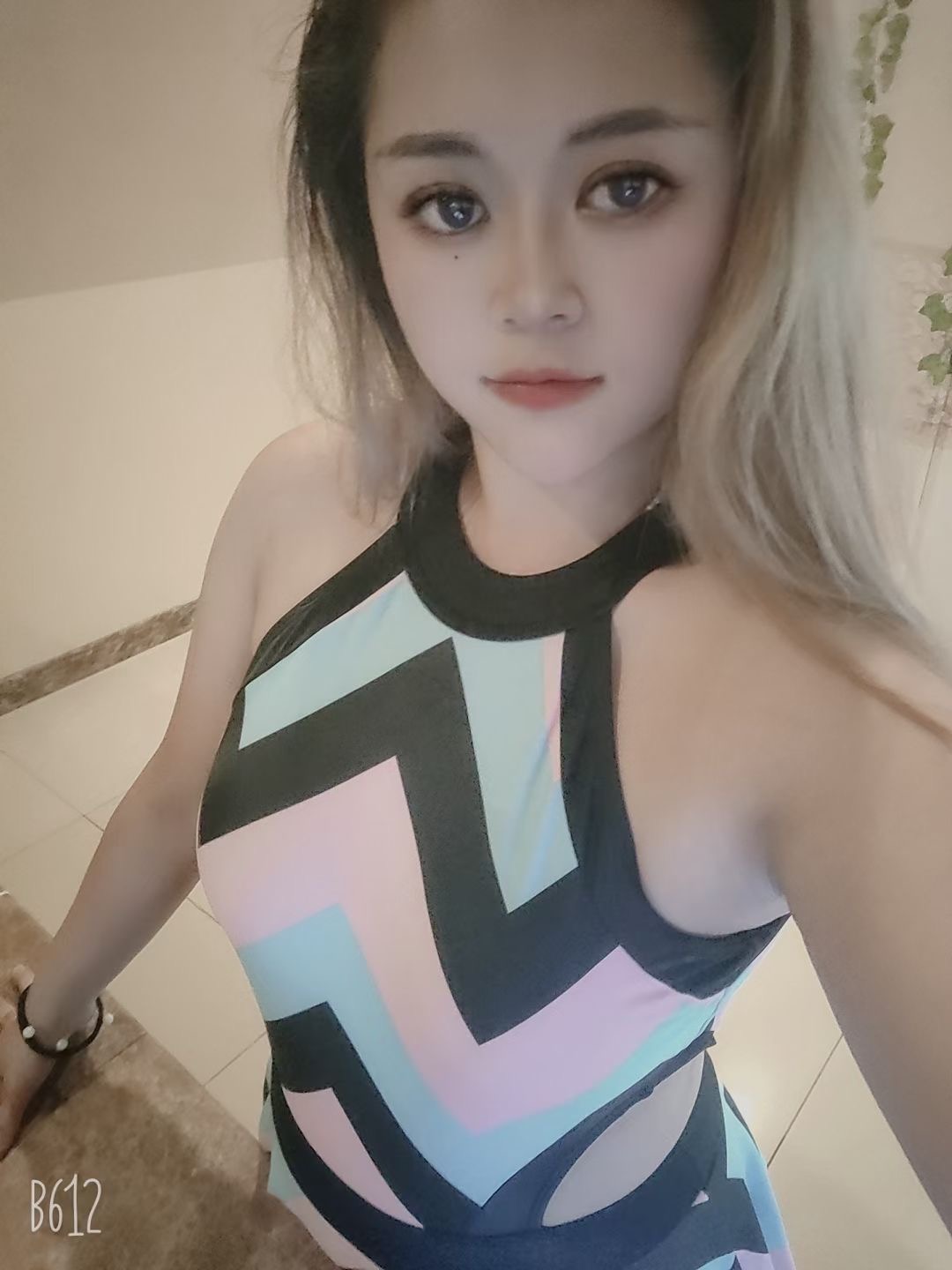 布吉新来的小姐姐