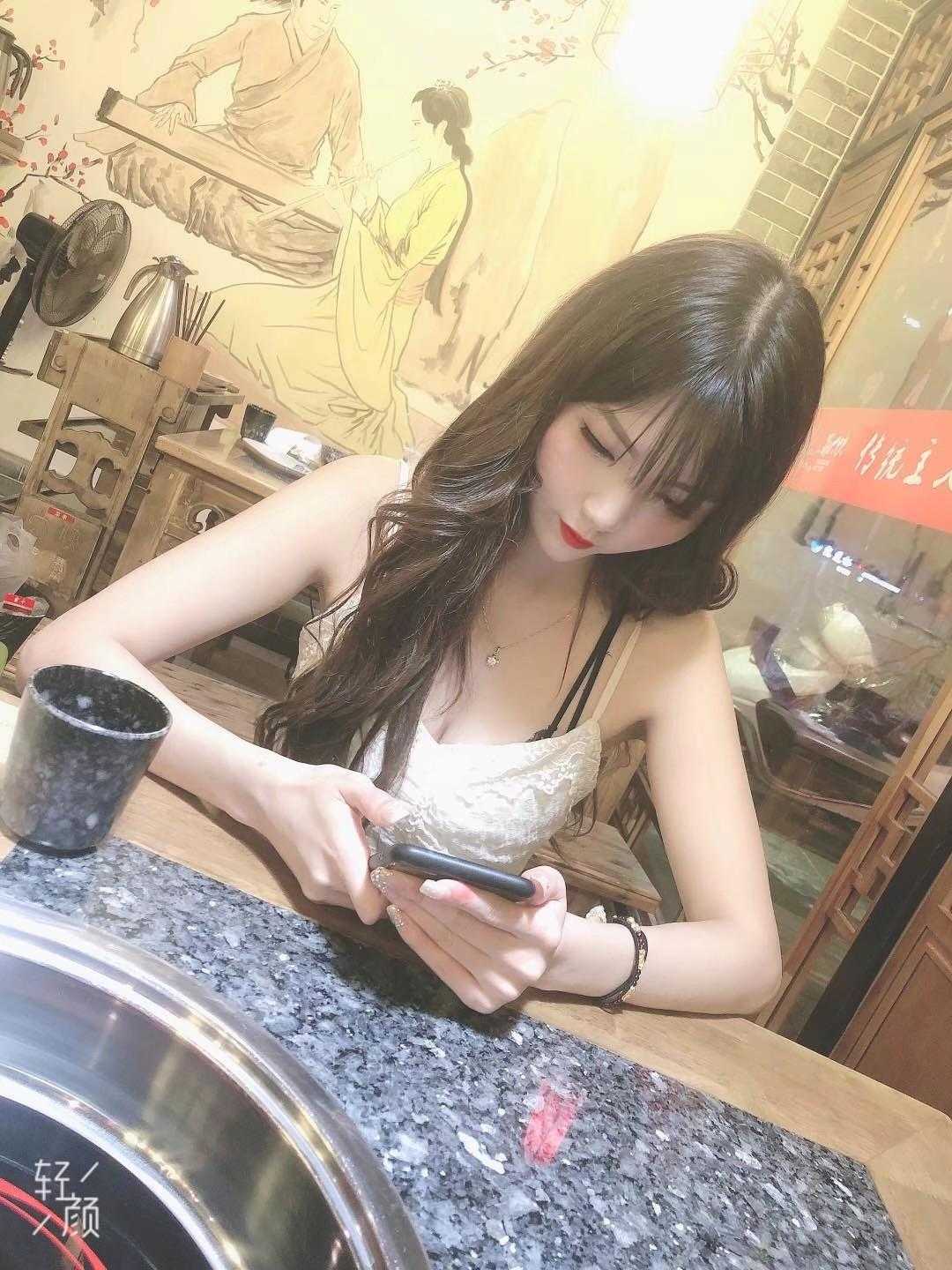 汕头龙湖雨涵，气质可爱，身材极品。