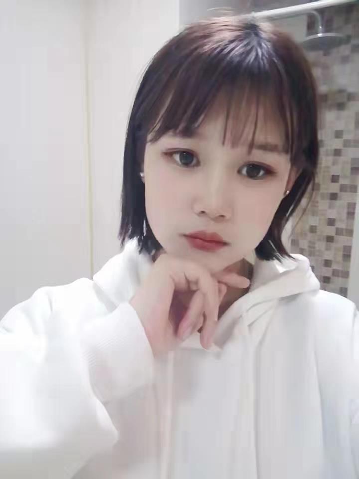 和平一个小妹子